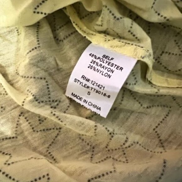 Ellison Womens Yellow Star Print Tee  Polyester/Rayon - Picture 4 of 7